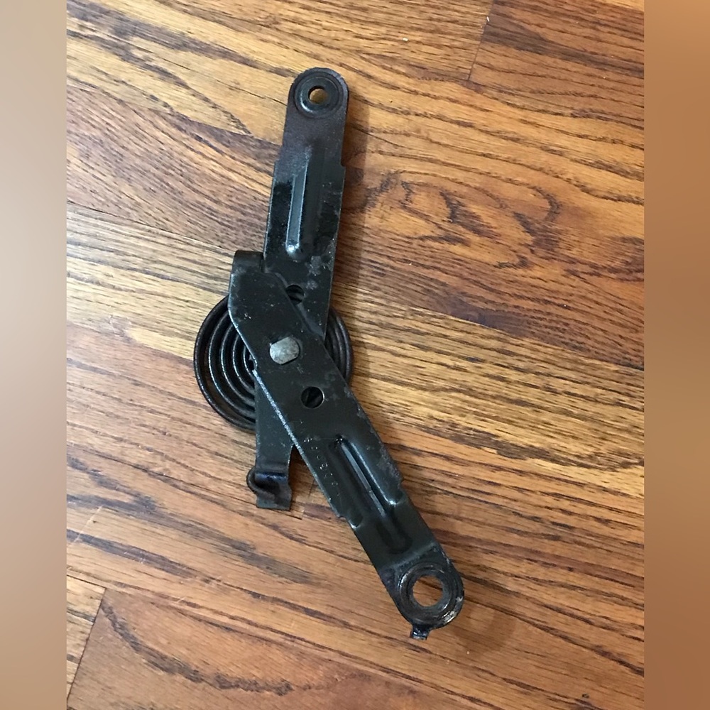 Hood Hinge Spring Left Driver Chevy GMC Silverado Yukon Sierra 15035591 Tahoe Su - Picture 12 of 12